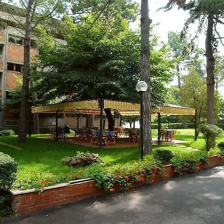 Michelangelo Otel 4*
