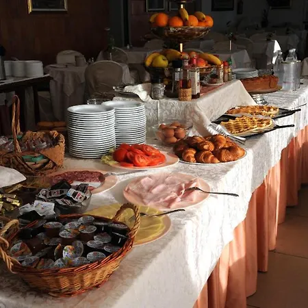 Michelangelo Otel 4*